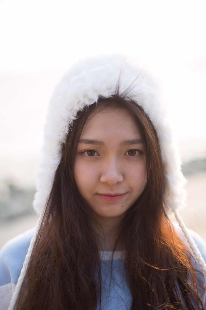 Photoshop調出可愛女孩外景小清新結果,圖趣網